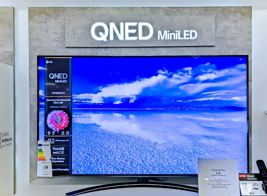 qned-vs-oled